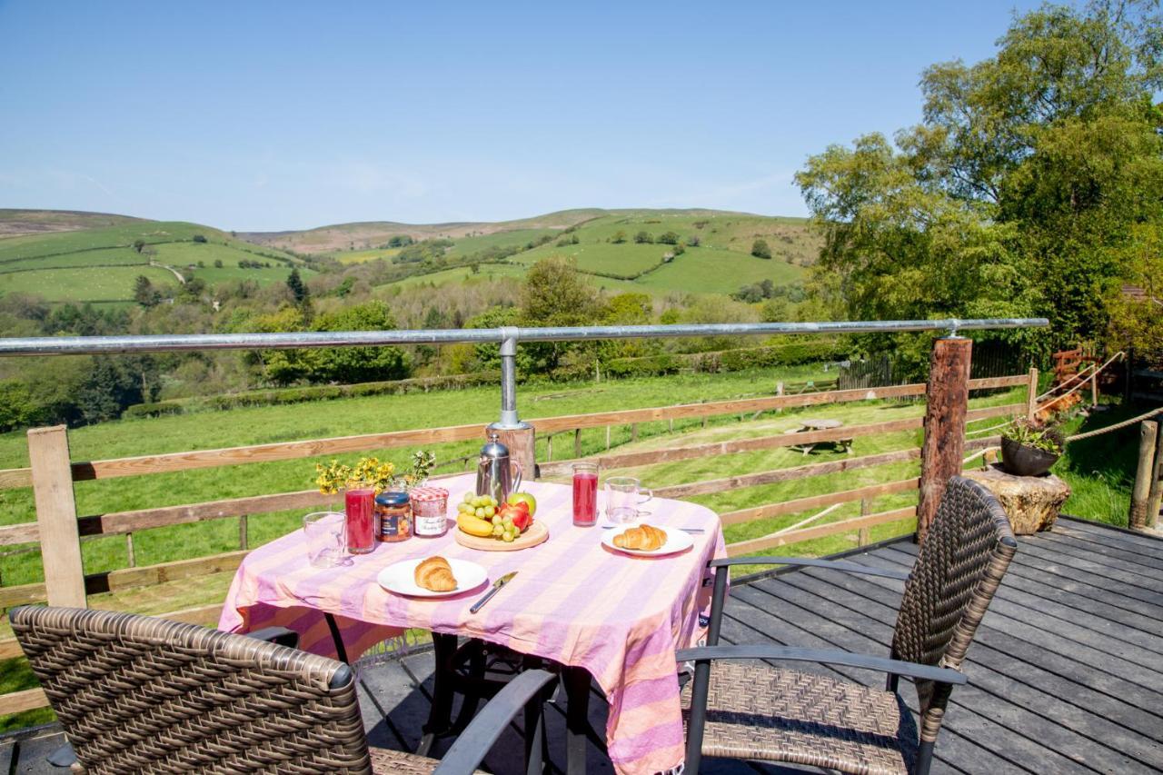 Ty Grug Pods Hotel Bryngwyn ภายนอก รูปภาพ