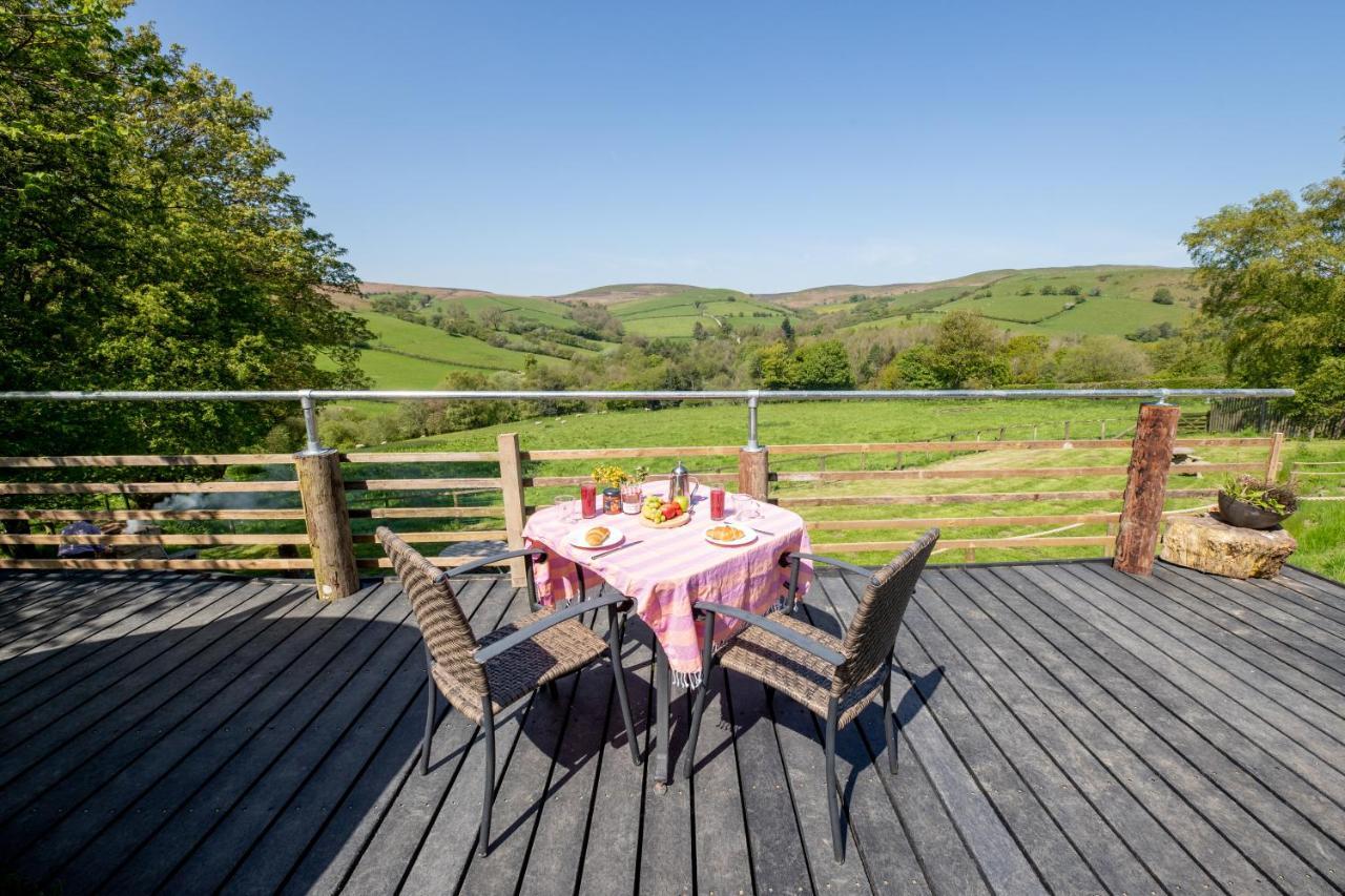 Ty Grug Pods Hotel Bryngwyn ภายนอก รูปภาพ
